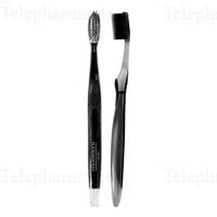 INNOVATOUCH COSM Br dents au charbon